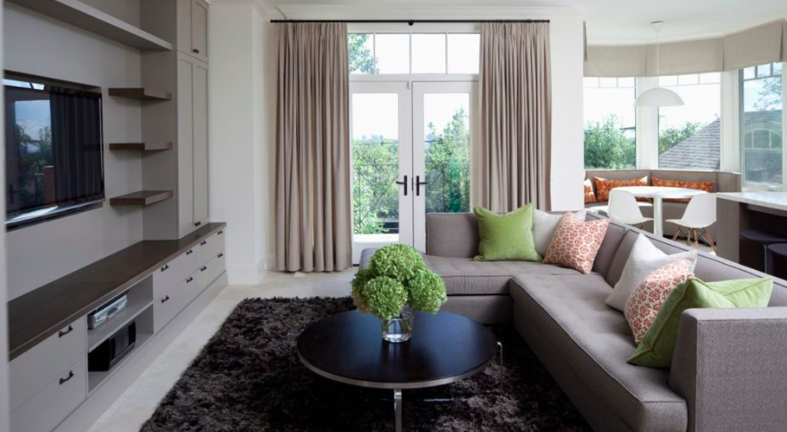 Choose from a selection of custom drapery in Toronto, designed to enhance the ambiance or your home.