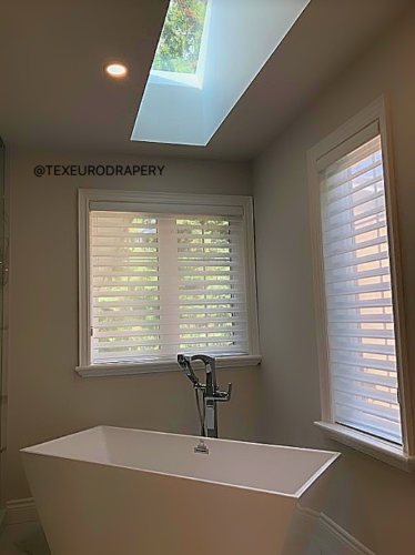 Bathroom silhouettes