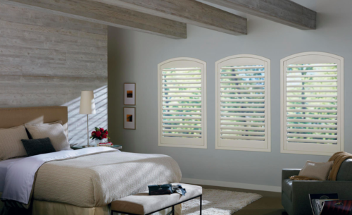 Vinyl california Hunter Douglas shutters